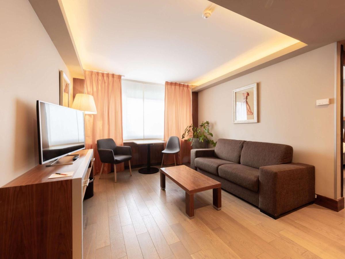 Sofitel Lyon Bellecour Hotel Ngoại thất bức ảnh A living room
