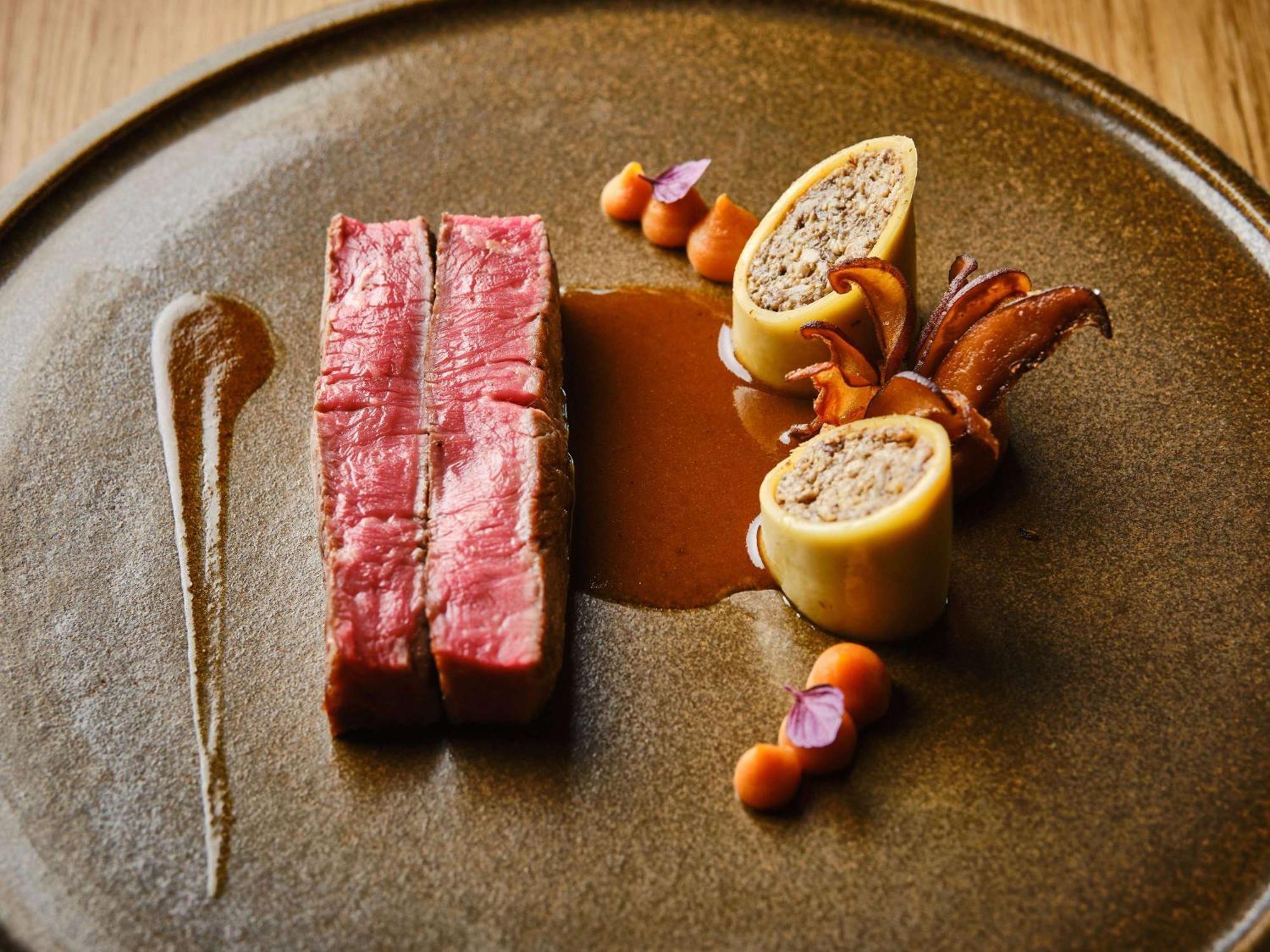 Sofitel Lyon Bellecour Hotel Ngoại thất bức ảnh A dish at the restaurant